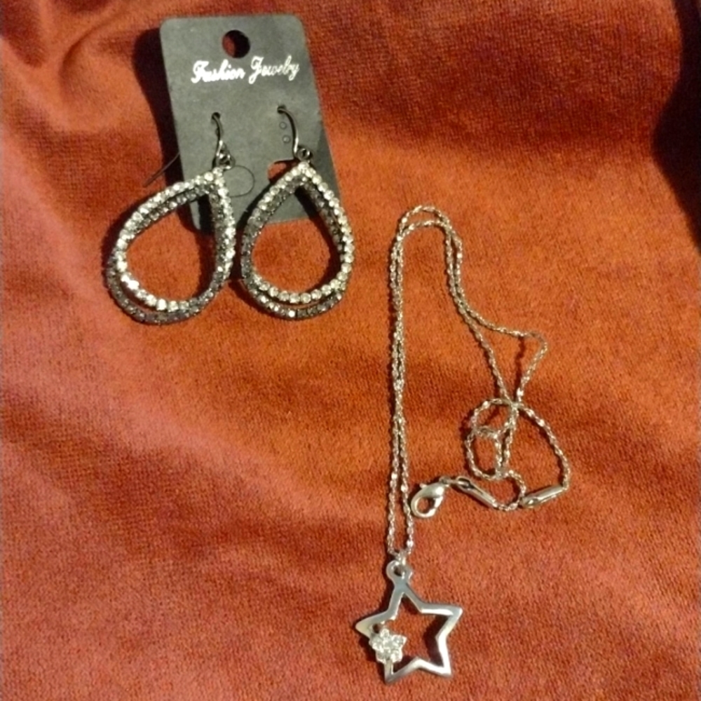 Earrings and pendant